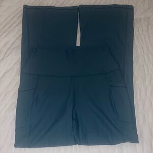 90 degrees stretchy flared leggings in good condition